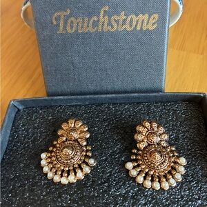 Antique Gold-Tone and Pearl Earrings.